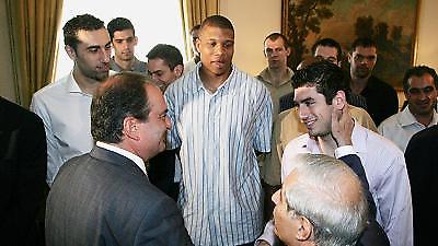 Προεδρικές τιμές…