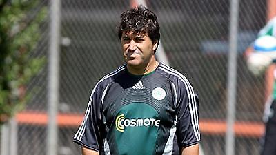 Περιμένει για Ζελάο