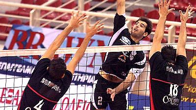 ''Έπιασε'' τον Ολυμπιακό ο ΠΑΟΚ