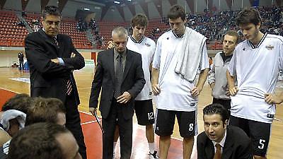 Δεν κράτησε ούτε τα προσχήματα…