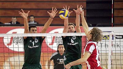 Σε απολογία το ''τριφύλλι''