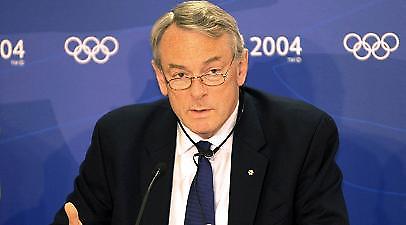 Αιχμές για την προηγούμενη κυβέρνηση από τον Πάουντ