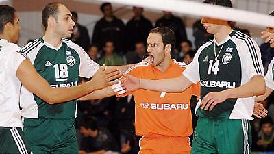 Παραμένουν στην κορυφή οι «πράσινοι»