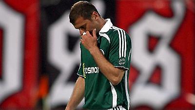 Μαζεύει τα κομμάτια του