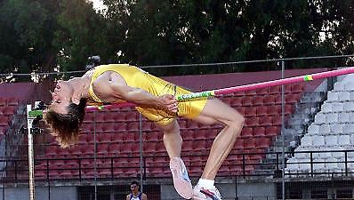 Πέντε χρόνια στον Παπακώστα