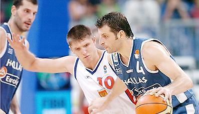 Άλλοι έξι τίμησαν το Θοδωρή