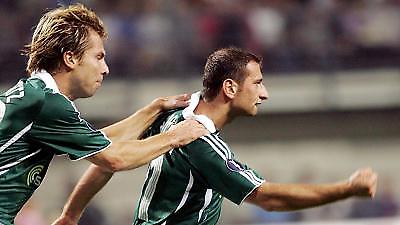 Η κατρακύλα συνεχίζεται...