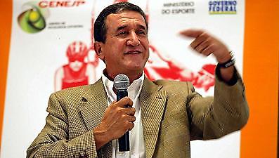 Απάντηση Παρέιρα σε Ρονάλντο