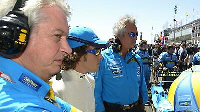 Στην αξιοπιστία στηρίζεται ο Σίμοντς