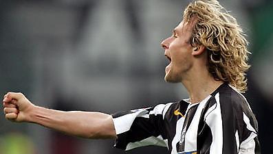 Επιστρέφει ο Νέντβεντ