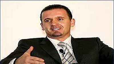 Δίνει Κασάνο για Αντριάνο η Ρεάλ