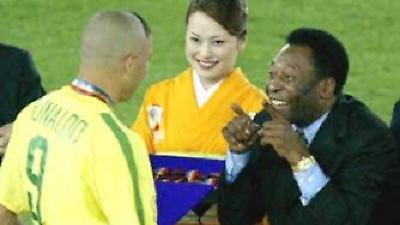 Ρονάλντο: «Λέει βλακείες ο Πελέ!»