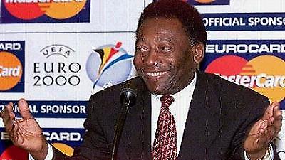 «Υπόκλιση» Πελέ σε Τότι