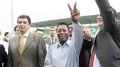 Πελέ: «Προσέφερα κοινωνικό έργο»