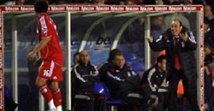 Μπενίτεθ: «Πολύ χρήσιμος ο Πέναντ…»