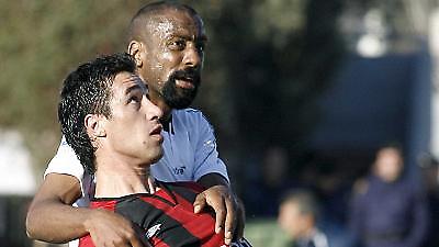 ΚΑΛΑΜΑΡΙΑ: Με Περόνε στον «τελικό»!