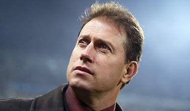 Στον πάγκο της Λιόν ο Περέν