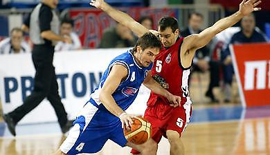 Α1: Νοκ άουτ Μαρμαρινός, Πετρόπουλος