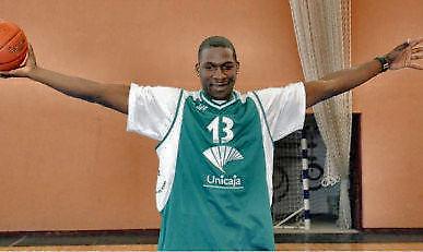 Ανανέωσαν με Μάλαγα Σάντσεθ και Πιετρούς