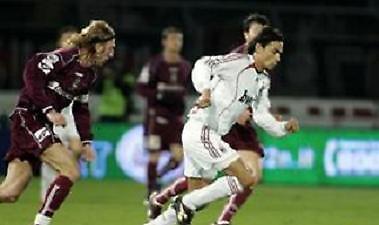 Τρόμαξε, αλλά πέρασε η Μίλαν