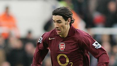 Δεν κάνει «βήμα» πίσω ο Βενγκέρ