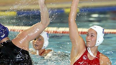 Χωρίς νικητή το ντέρμπι… της πισίνας