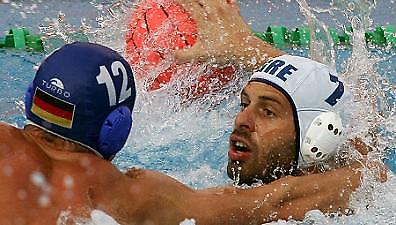 Με το «δεξί» η Εθνική