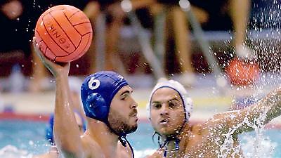 Οι πισίνες παίρνουν «φωτιά»