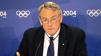 Πάουντ για ΦΙΦΑ:''Ναι μεν, αλλά...''