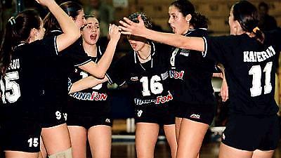 Μία μας και μία τους…