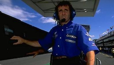 Προστ: «Επικίνδυνο παιχνίδι παίζει η McLaren…»