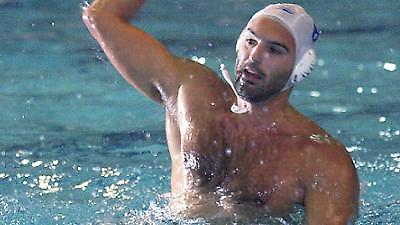 Τιμωρία στους «ερυθρόλευκους»