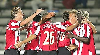 Eredivisie: PSV-Φίτεσε και για το 4x4 η Φέγενορντ