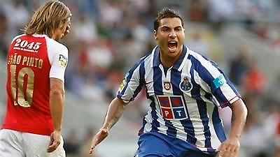 Superliga: Λυτρωτής ο Κουαρέσμα, «έμφραγμα» για Μπενφίκα