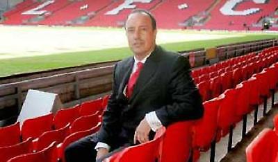 Με τον διαιτητή τα έβαλε ο Μπενίτεθ