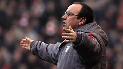 Στην αντεπίθεση για Μπενίτεθ η Έβερτον