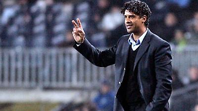 Ράικαρντ: «Μένω...»