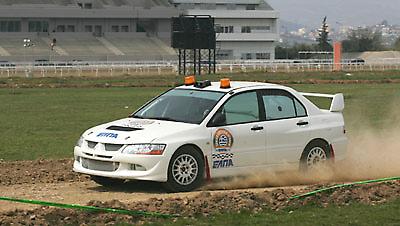 Υπερθέαμα ράλι στον Ιππόδρομο Αθηνών