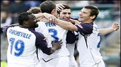 Scottish League:  Άνετο «διπλό» για Ρέιντζερς