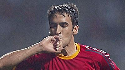 Έτοιμος ο Ραούλ, βλέπει ενδεκάδα ο Μαρσέλο…