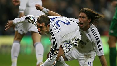 Πρόστιμο και απειλή τιμωρίας της έδρας για Ρεάλ