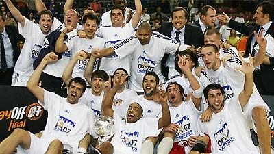 Πρωταθλήτρια μέσα στη Βαρκελώνη η Ρεάλ!