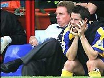 Το μήλο κάτω από τη μηλιά...