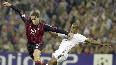 «Κρεμάει» τα παπούτσια του ο Ρεδόνδο