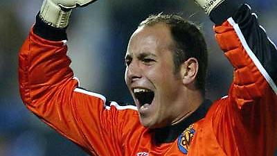 Κλείνει στη Λίβερπουλ ο Ρέινα