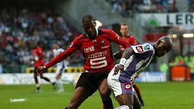 Le Championnat: Πρωταθλήτρια με ξένα πόδια…