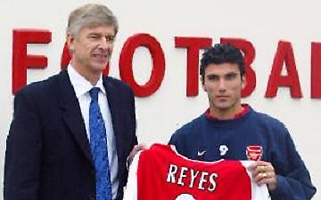 Δεν ανησυχεί για Ρέγες ο Βενγκέρ