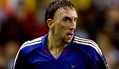 Π.Ντιούφ: «Δεν πάει πουθενά ο Ριμπερί»