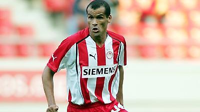 «Δεν πάω πουθενά, εδώ θα μείνω»!