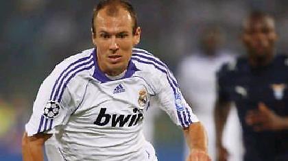 Μέσα ο Ρόμπεν, έξω ο Σνάιντερ